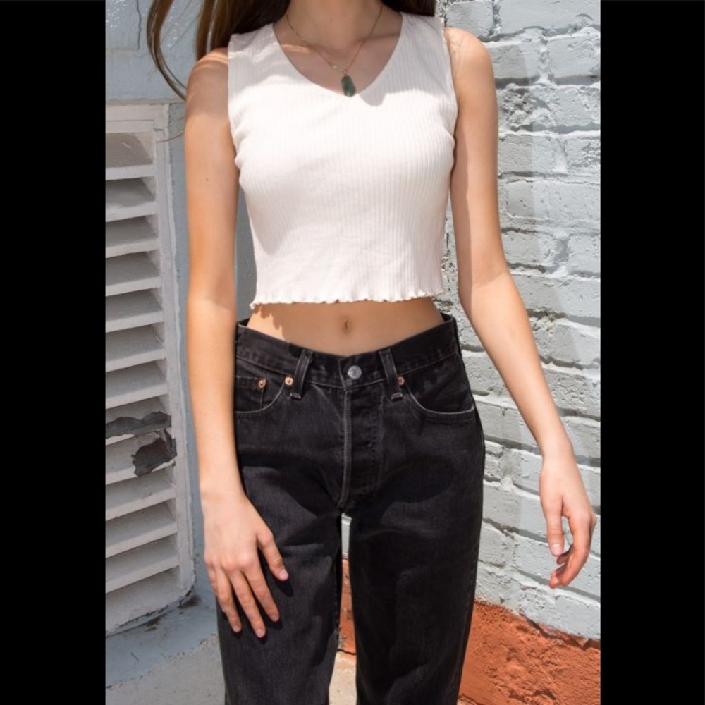 Brandy Melville cream zita tank top - Picture 1 of 5